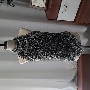 Laurence Kazar Vintage beaded halter top.  Zipper in back. Size Med